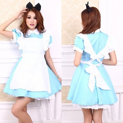 パステルブルーのアリス風メイドワンピ