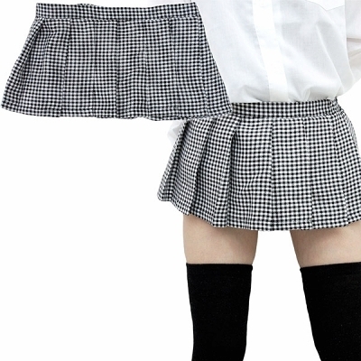 cm0725　超ミニスカ。