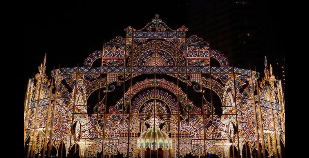 神戸ルミナリエ【感動動画】幸せの鐘の音 東遊園地の募金で鳴らした瞬間