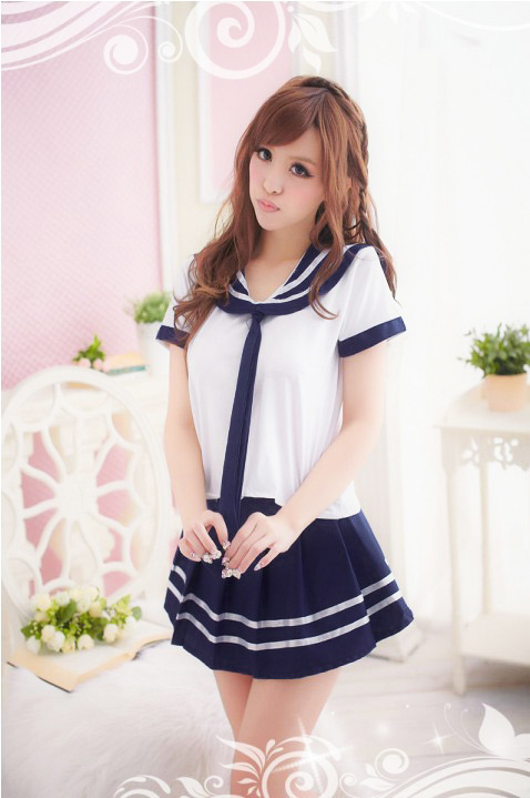 ネイビー×ホワイト・爽やかなマリン風セーラー服