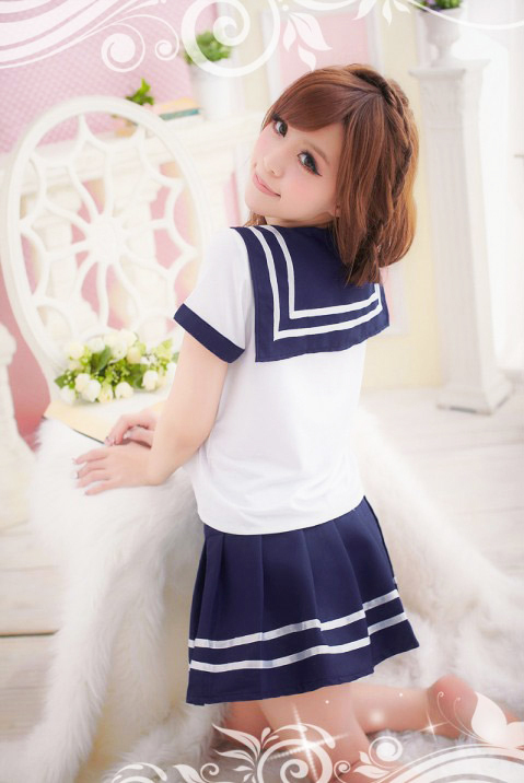 ネイビー×ホワイト・爽やかなマリン風セーラー服