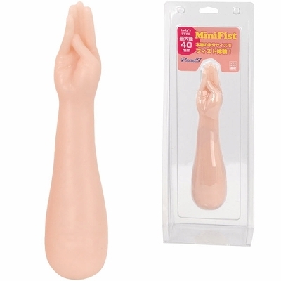 そろえた指先が美しい？！